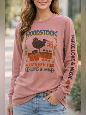 Woodstock Pink Graphic Tee Long Sleeve Retro Festival Hippie Shirt M, Music Boho